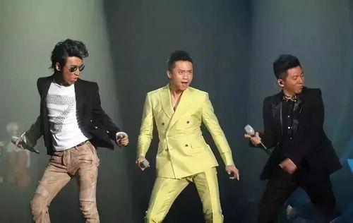 羽泉爆料唱歌视频完整版,幕后唱歌视频完整版幕后故事  第3张